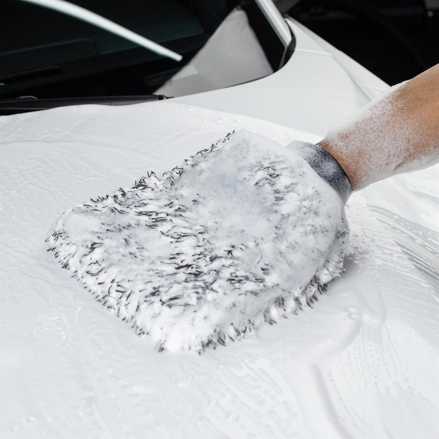 Ultimate Crazy Plush Microfibre Wash Mitt - Image 6
