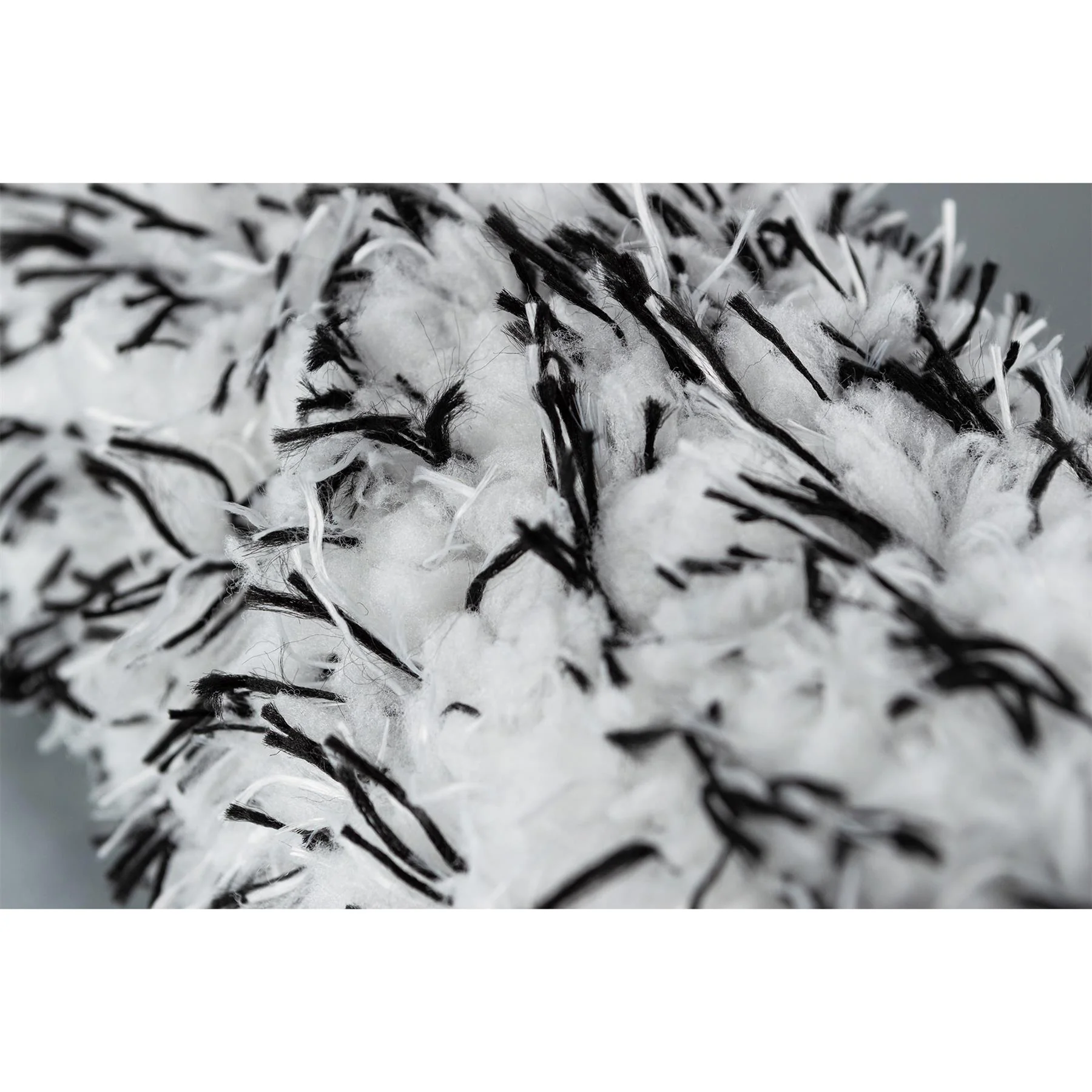 Ultimate Crazy Plush Wooly Wheel Brush - Image 5