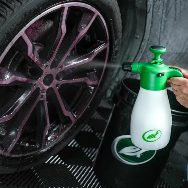 Hybrid Solutions Ultimate Foaming Pressure Sprayer - Image 8